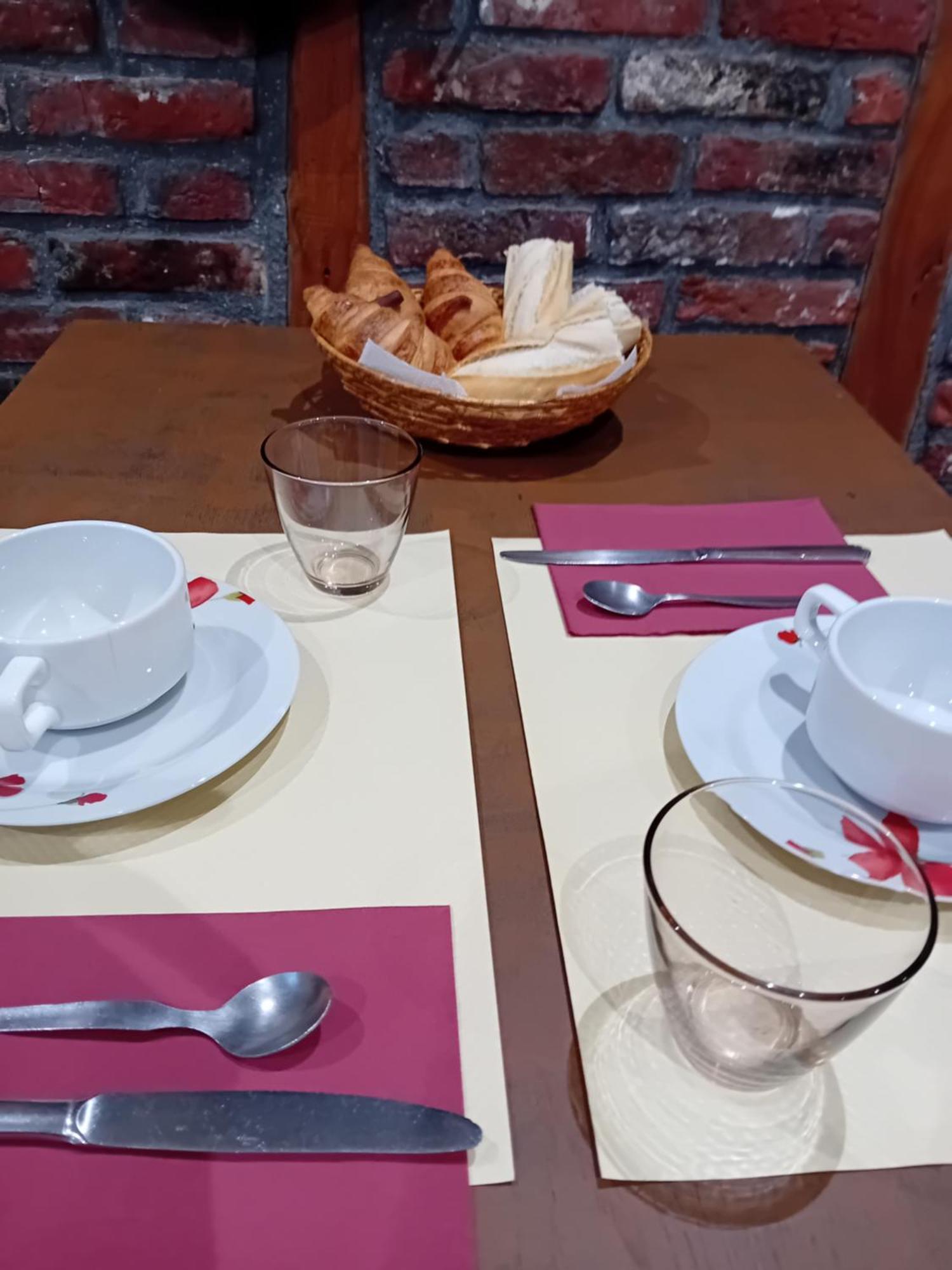 Au Cheval Noir Panzió Quaëdypre Kültér fotó